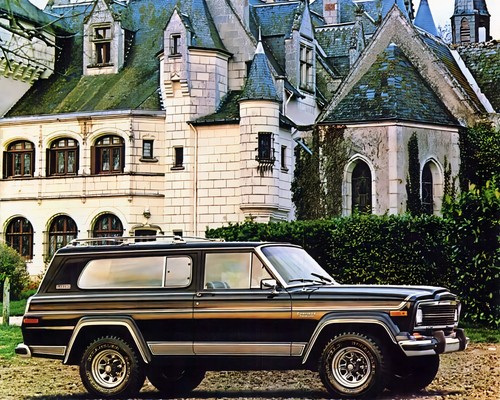 Vintage jeep wagoneer - vintage, at